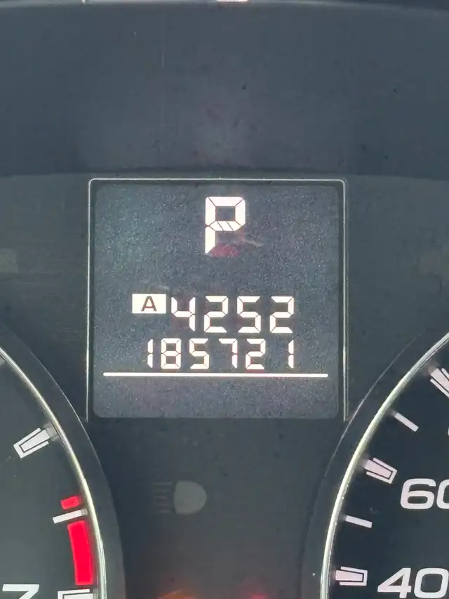 2011 Subaru Legacy 2.5I Premium - $6,500 (being sold as in) - Photo 7