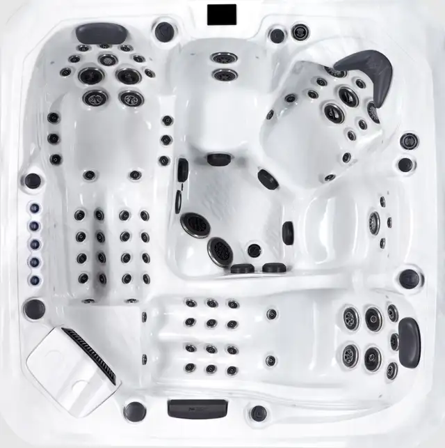 SATURN HOT TUB FOR SALE - Photo 9