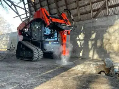 Bobcat Skidsteer operator
