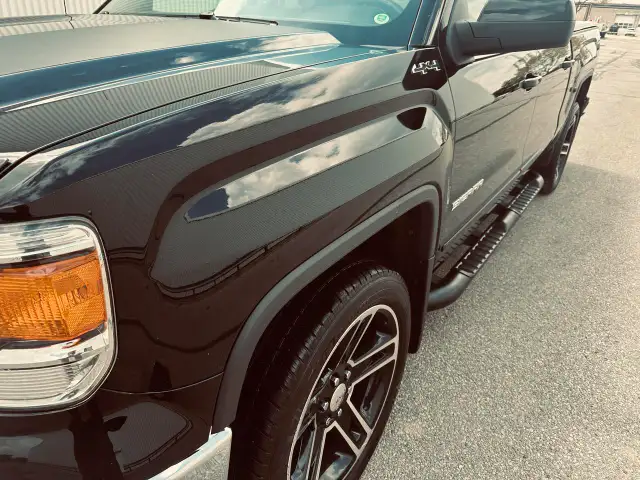 2015 GMC Sierra 1500 CREW CAB SLE TRIPLE BLACK - MORE GM TRUCKS - Photo 19