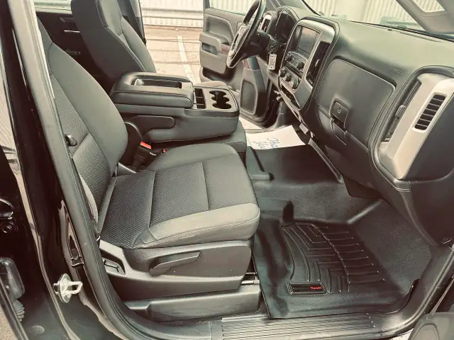 2015 GMC Sierra 1500 CREW CAB SLE TRIPLE BLACK - MORE GM TRUCKS - Photo 33