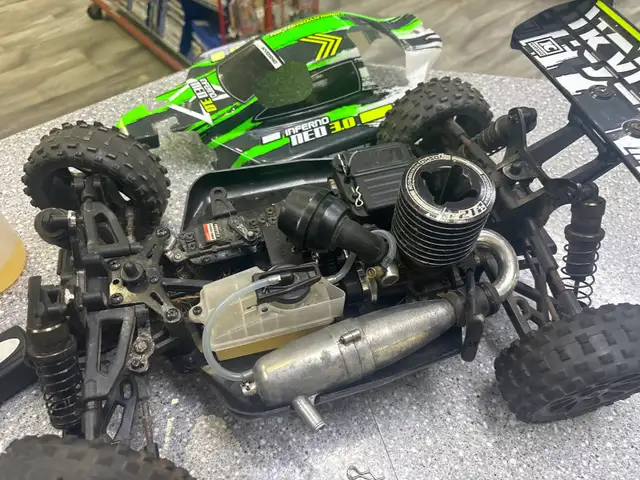 Kyosho Inferno Neo 3.0 1/8 Scale 4WD Buggy - Photo 2