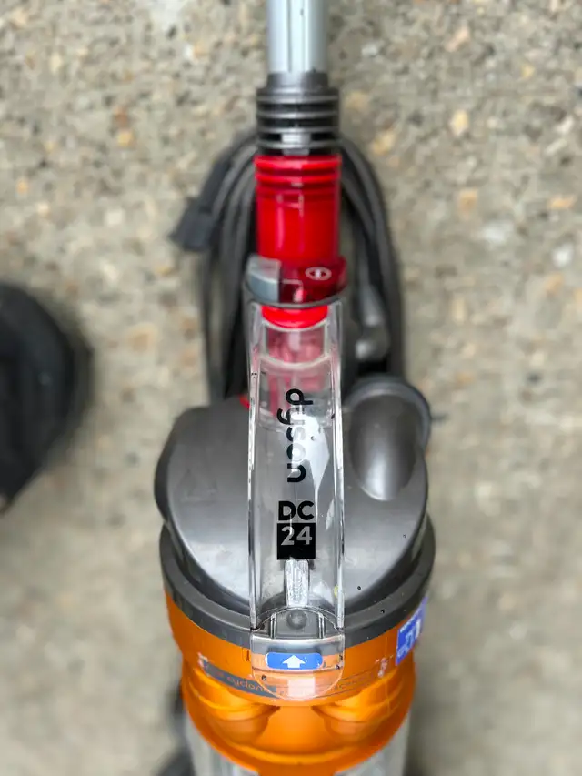 DYSON  upright vacuum c/w accessories (works well) - Photo 3