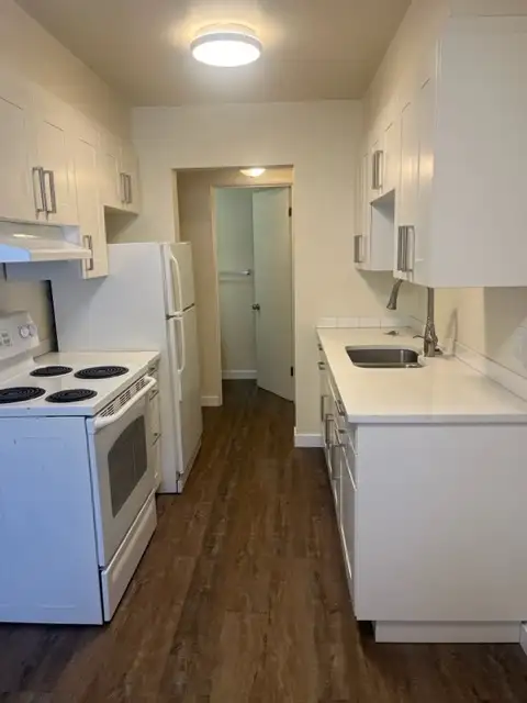 Cranbrook Two Bedroom Townhouse For Rent - Photo 5