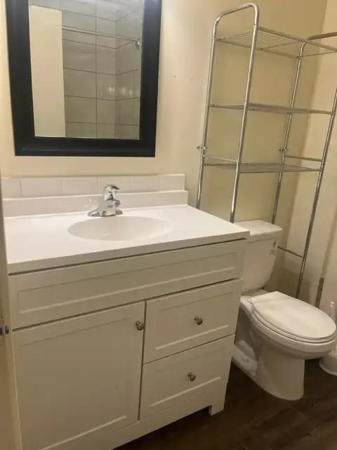 Cranbrook Two Bedroom Townhouse For Rent - Photo 9
