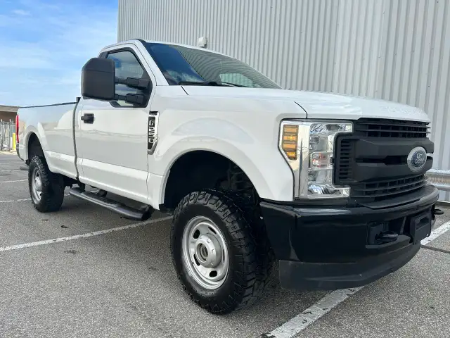 2019 Ford Super Duty F-250 SRW XL Regular Cab 4WD 8 Ft Box - Mor - Photo 2