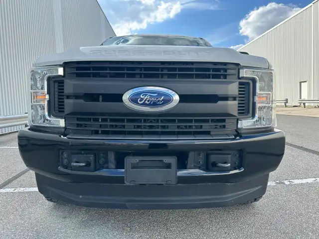 2019 Ford Super Duty F-250 SRW XL Regular Cab 4WD 8 Ft Box - Mor - Photo 5