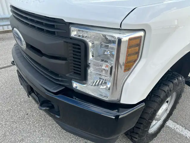 2019 Ford Super Duty F-250 SRW XL Regular Cab 4WD 8 Ft Box - Mor - Photo 19