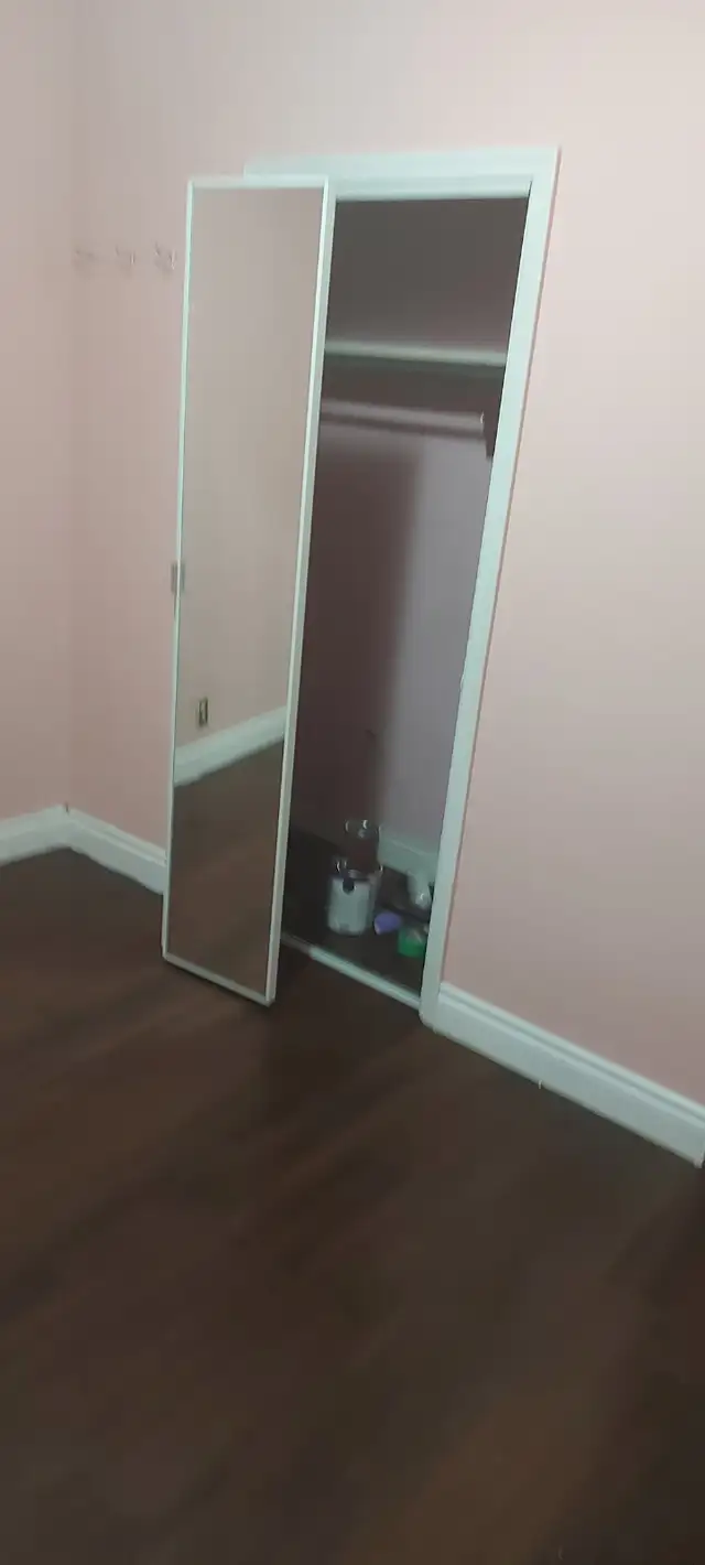 Room For Rent - Photo 11
