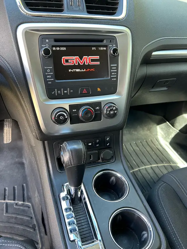 2015 GMC Acadia - Photo 10