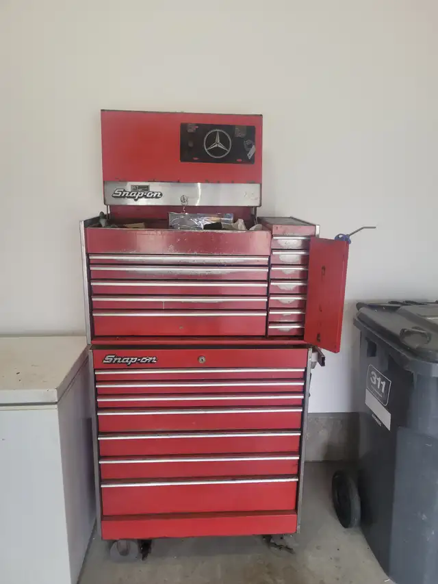 Vintage Snap On tool Box - Photo 2