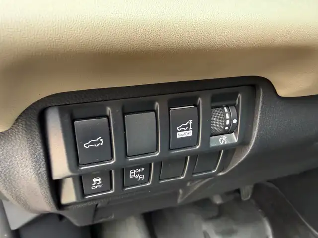 2019 Subaru Ascent Limited 8 PassengerSafety Included - Photo 17