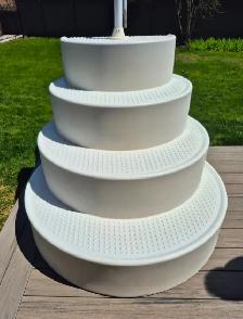 Wedding Cake Pool Stairs