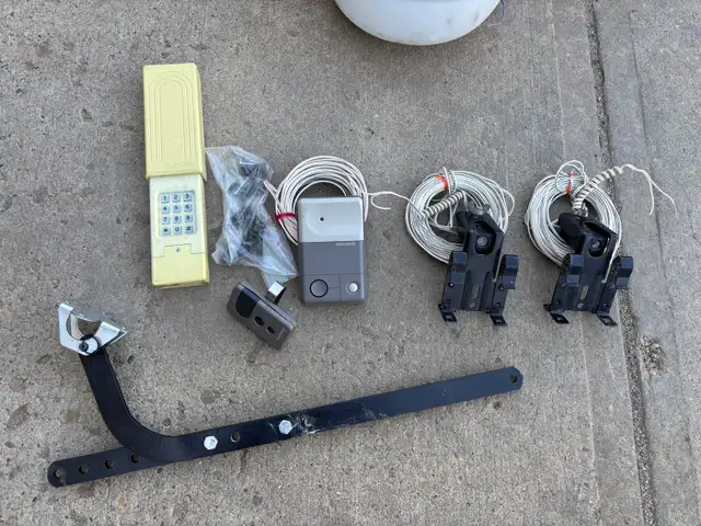8’ Garage Door Opener - Photo 2