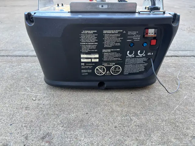 7’ Garage Door Opener - Photo 2