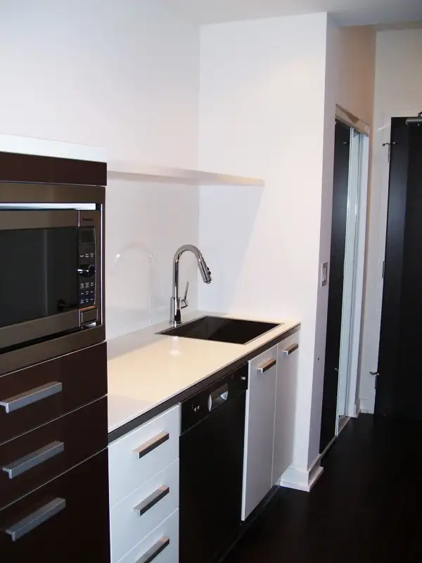 1 Bedroom City Place Downtown Toronto Lakeshore and Spadina 550s - Photo 3