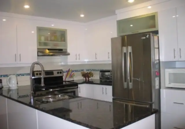 3BR/2BA Condo for Rent in Ville Saint-Laurent | Metro - Photo 3