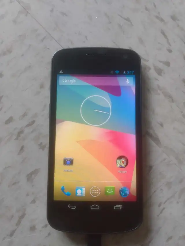 Google Samsung Nexus Android phone for sale - Photo 3