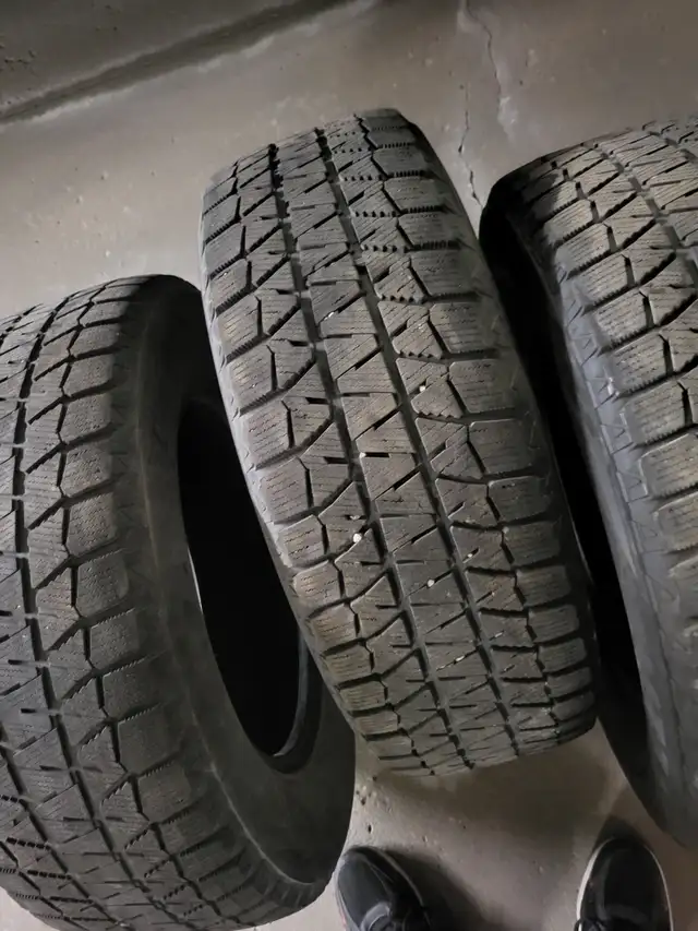 Pneus Hiver Bridgestone Blizzak. - Photo 2