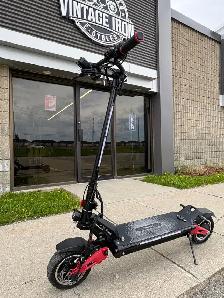 Synergy Tsunami Dual 1200W Electric Scooter
