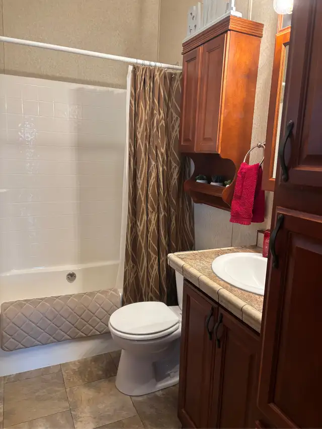 Park Model For Sale - 2 Bedroom - Photo 8