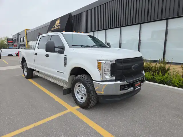 2018 Ford Super Duty F-350 SRW XL 4WD 6.7L POWER STROKE DIESEL-C - Photo 6