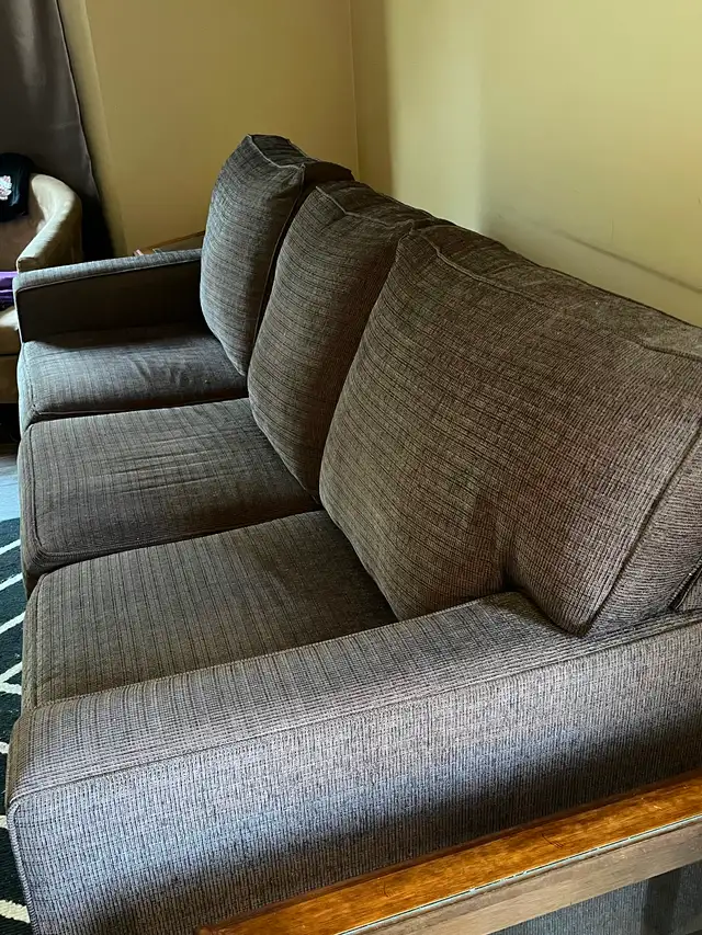 Brown couch for sale - Photo 2