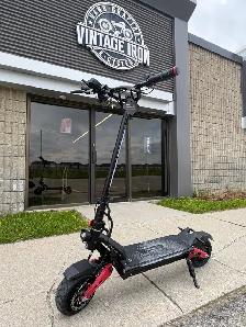 Synergy Cyclone Dual 1000W Electric Scooter