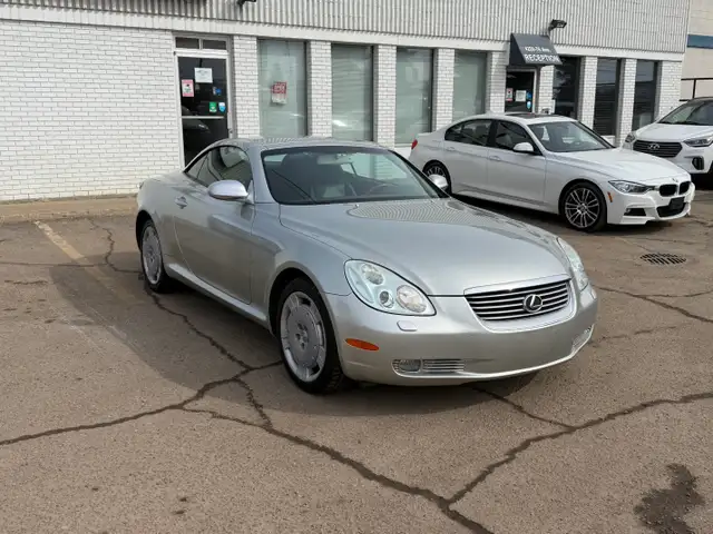 2004 Lexus SC 430 | Rear Wheel Drive | Convertible | Low Mileage - Photo 3