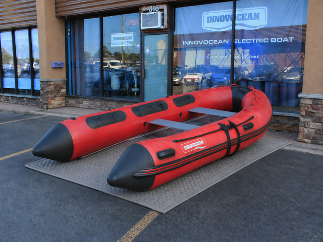 INNOVOCEAN MA 360 fishing/family boat with full accessories - Photo 3