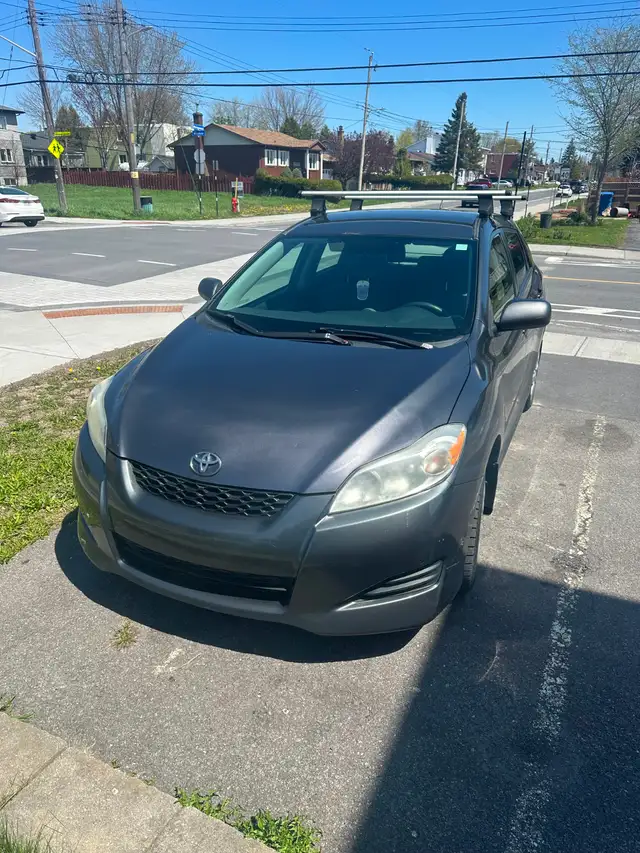 Toyota Matrix 1.8 l très fiable, très économique aucune taxes ! - Photo 2