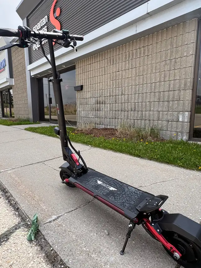 Synergy Aviator 2 Dual 600W Electric Scooter - Photo 2