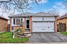 3 BEDROOM MAIN FLOOR IN WHITBY BUNGALOW