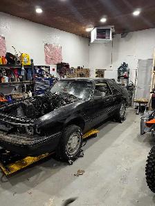 1988 Ford Mustang Project Car - Photo 2