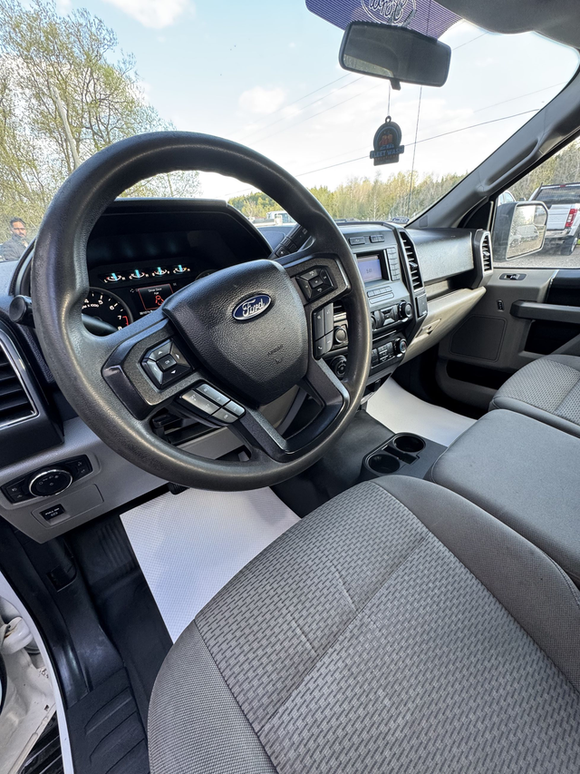 2018 Ford F-150 4x4 XLT 8 FT BOX WITH TONNEAU COVER — CERTIFIED - Photo 6