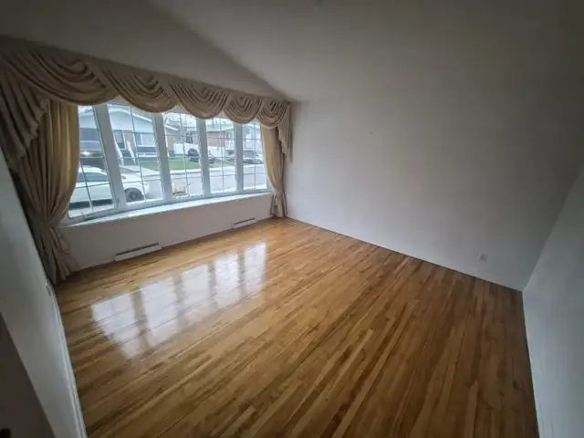 Maison individuelle à louer au cœur de Chomedey - réno Mai 2026 - Photo 4