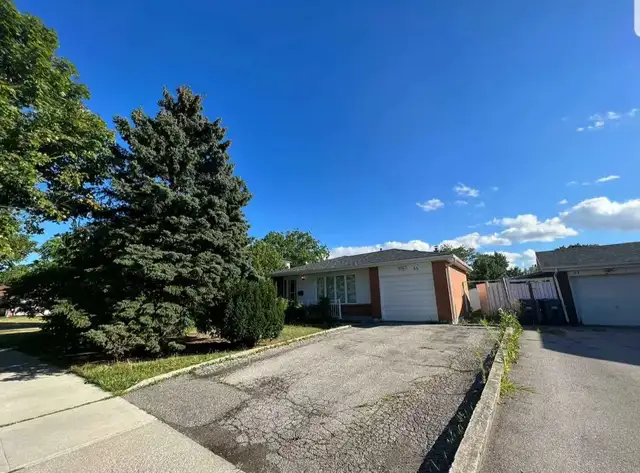 Full House With Basement For Rent in Brampton $2995