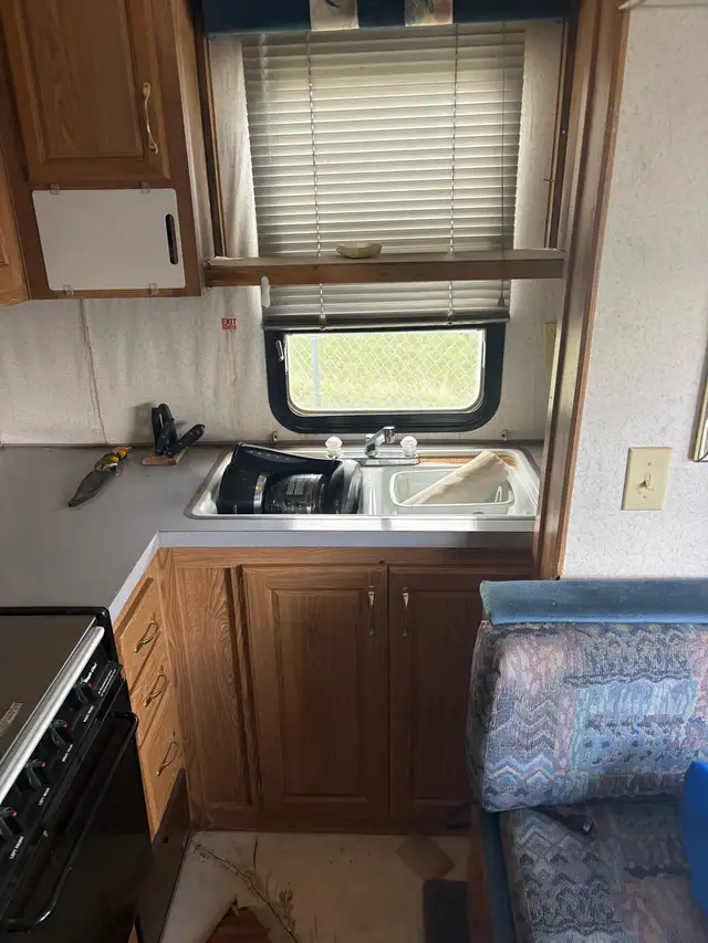 terry resort 5th wheel - Photo 9