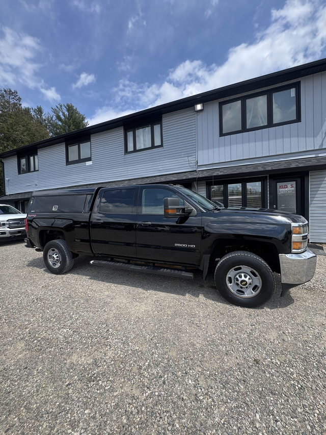 2016 Chevrolet Silverado 2500HD WITH TRUCK CAP 4x4 — CERTIFIED — - Photo 2
