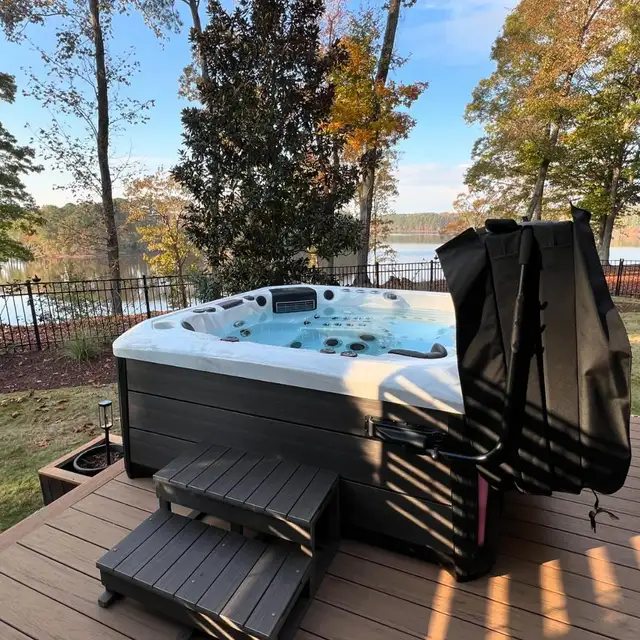 STARGATE HOT TUB FOR SALE
