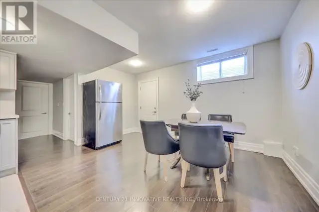 Spacious 2-Bedroom Basement Apartment - Keele/Lawrence Toronto - Photo 2