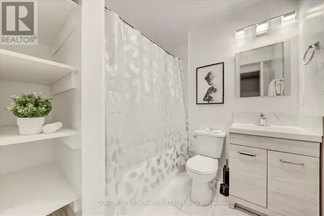 Spacious 2-Bedroom Basement Apartment - Keele/Lawrence Toronto - Photo 5