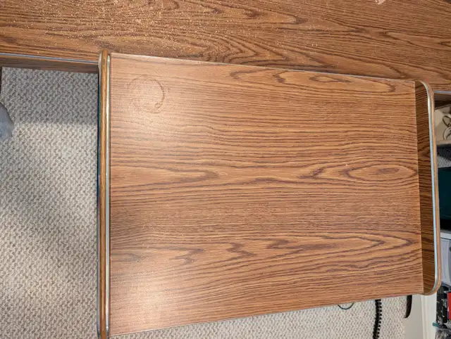 FREE coffee table and end tables - Photo 4