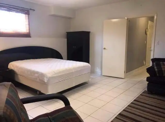 UNFURNISHED BACHERLOR APATMENT 1 BEDROOM 1 BATHROOM - Photo 4
