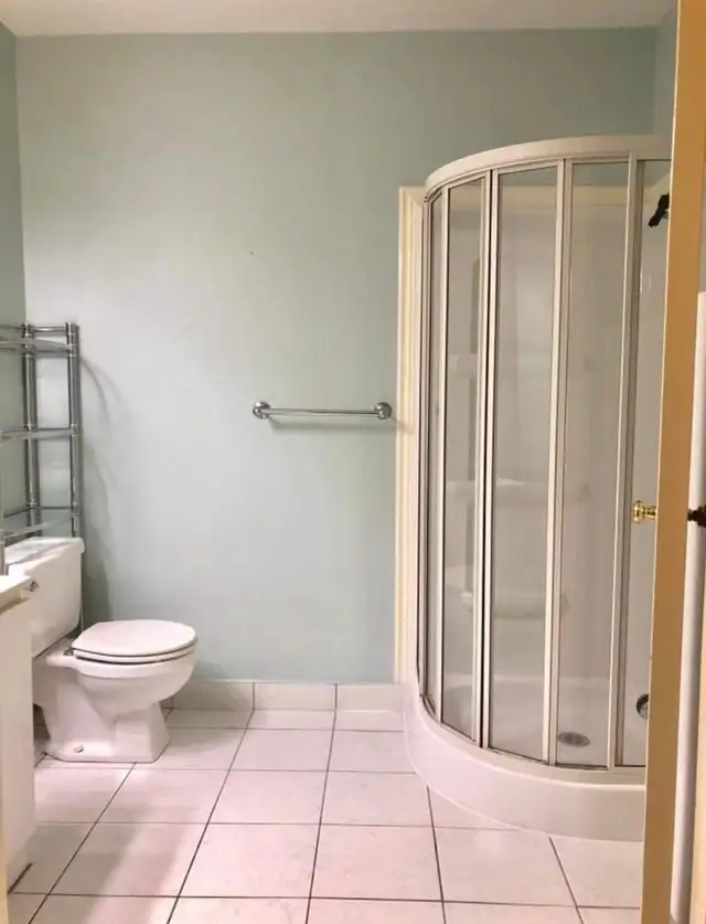 UNFURNISHED BACHERLOR APATMENT 1 BEDROOM 1 BATHROOM - Photo 7