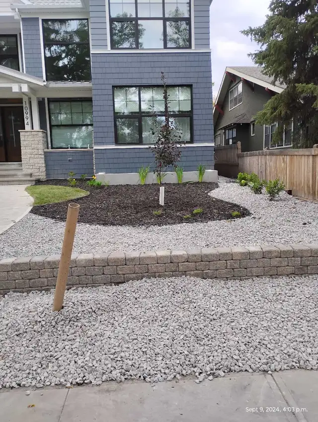 looking for landscaping work or any labour job - Photo 3