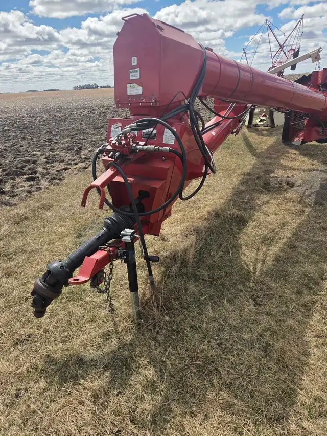 Swing auger