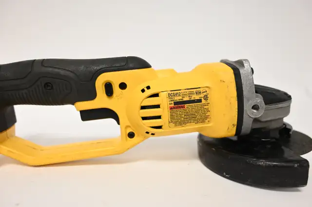 Dewalt Grinder DCG412 20V 4-1/2' USED in working Tool Only - Photo 4