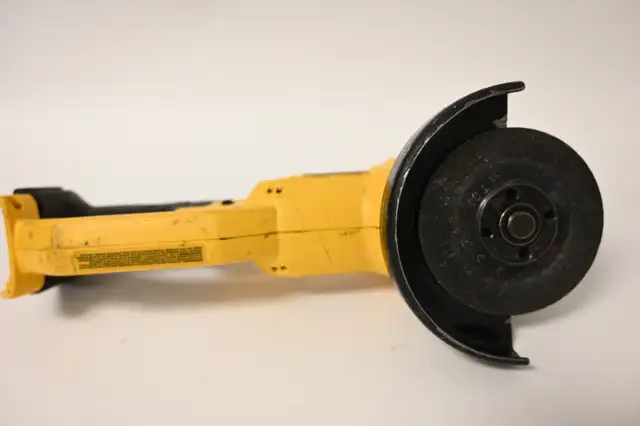 Dewalt Grinder DCG412 20V 4-1/2' USED in working Tool Only - Photo 6