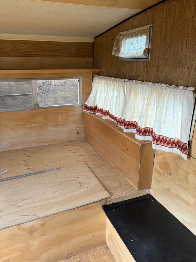 Shasta Trailer 14ft - Photo 5